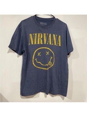 NIRVANA Navy Tee with Yellow Logo Distressed look Men’s size XL